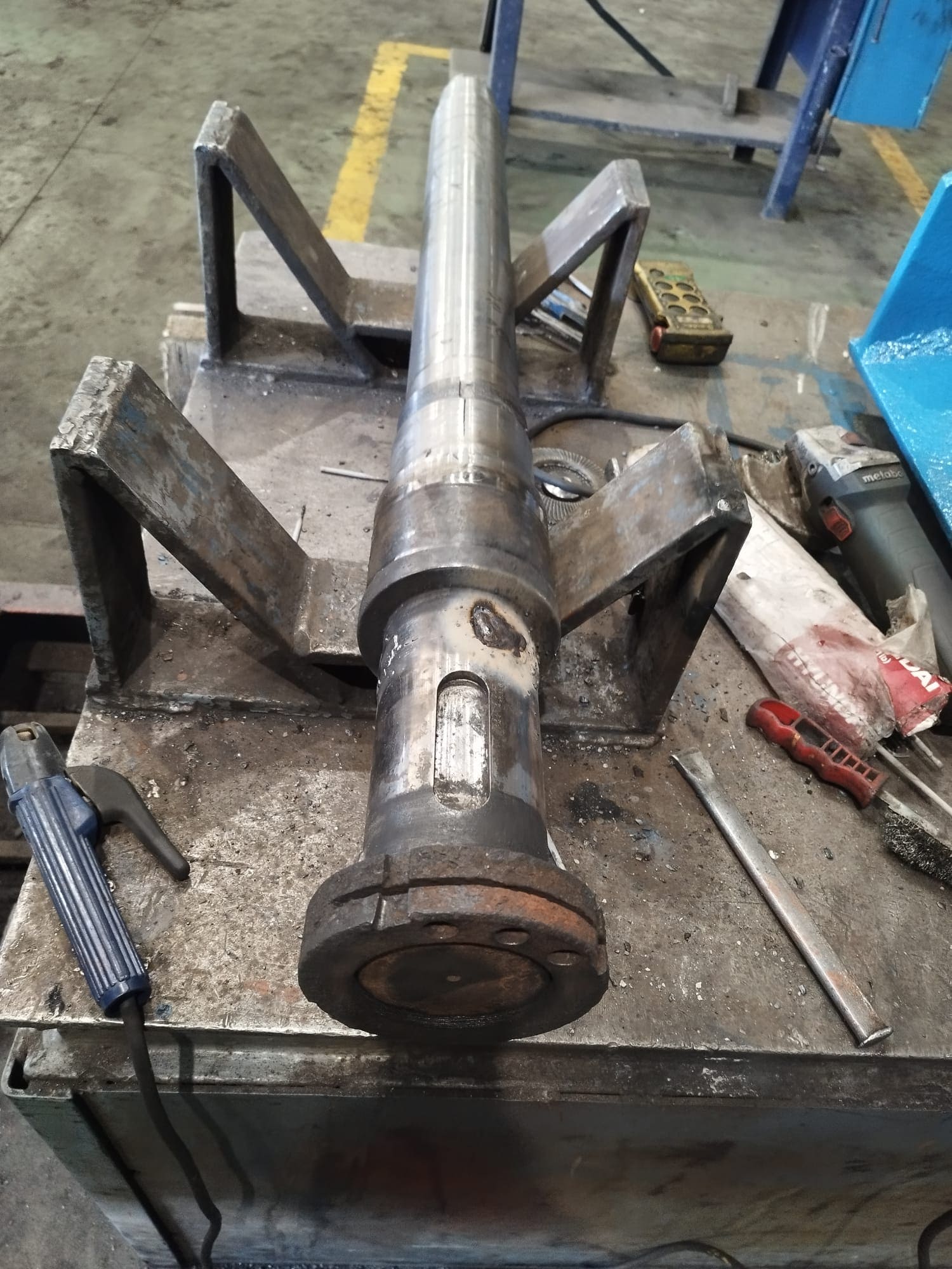 Montaje y Mantenimiento de Estructuras 2
